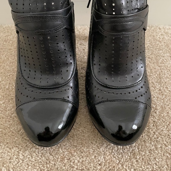 Booties - Picture 4 of 8